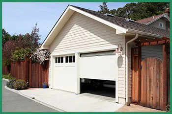 Quality Garage Door Service Hales Corners, WI 414-949-5008 - resi-cont-gr-22m